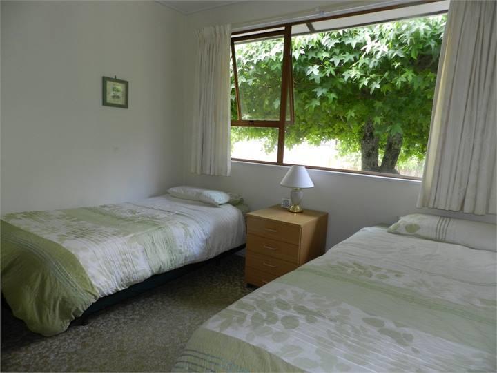 Smokebush Cottage - Holiday Home Exclusively Yours Turangi Exterior photo